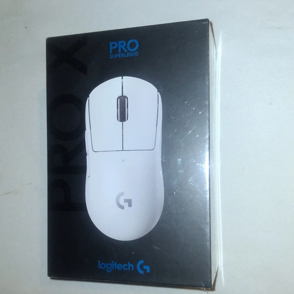 Logitech G Pro X Superlight Mouse Black & White Bundle